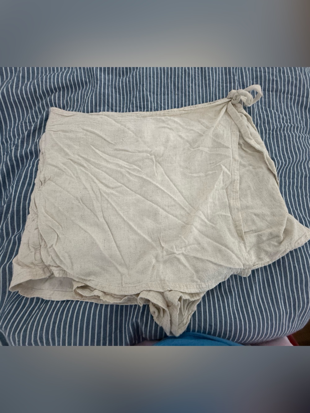 American Eagle Outfitters Cream linen skort